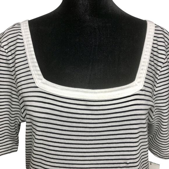Susina White Pinstripe Square Neck Short Sleeve Striped T-Shirt - Size Small - Picture 3 of 10